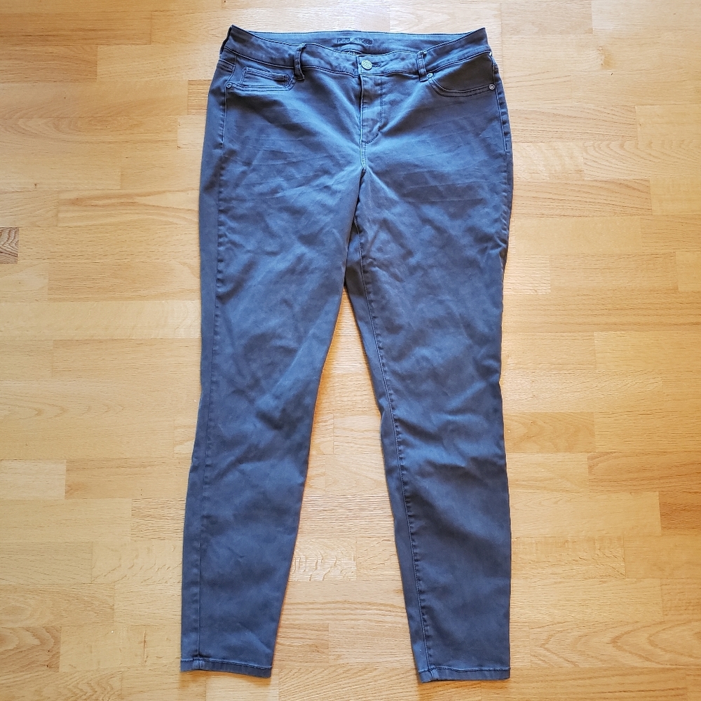 Maurices Gray Jeans